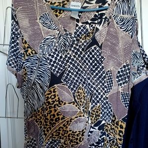 Chicos animal print short sleeve top